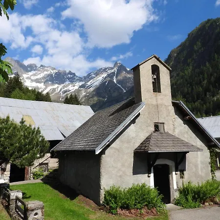 بيت للعطل Maison Pres De Pierre-Chatel Avec Vue Sur Le Lac *